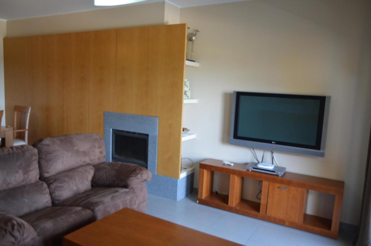 Apartamento Frente Ao Mar Com Piscina De Agua Salgada Куартейра Екстериор снимка